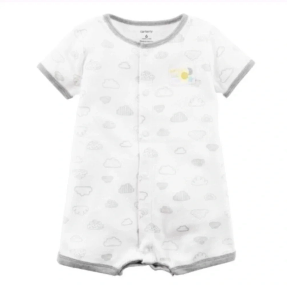 NWT. CARTER’S Gender Neutral Onesie